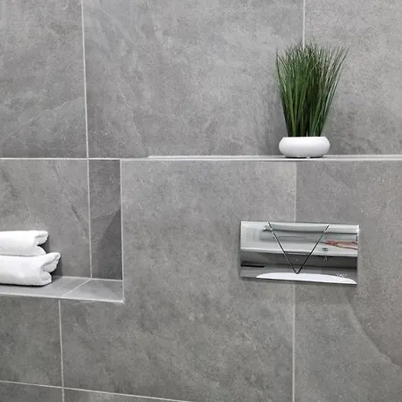 Grove + Free Parking Novi Sad