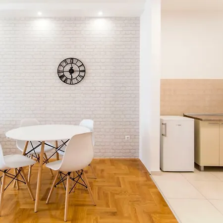 Grove + Free Parking